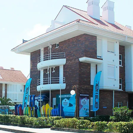 Watsay Surf House *
