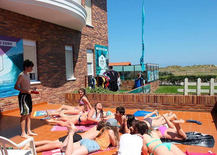 Watsay Surf House Hostel Santona