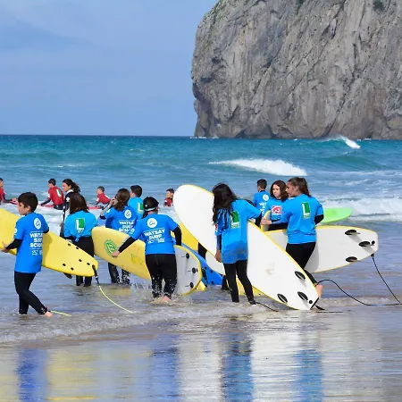 Watsay Surf House Hostel *